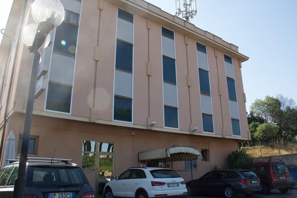 Hotel Industrial Roma Eksteriør bilde